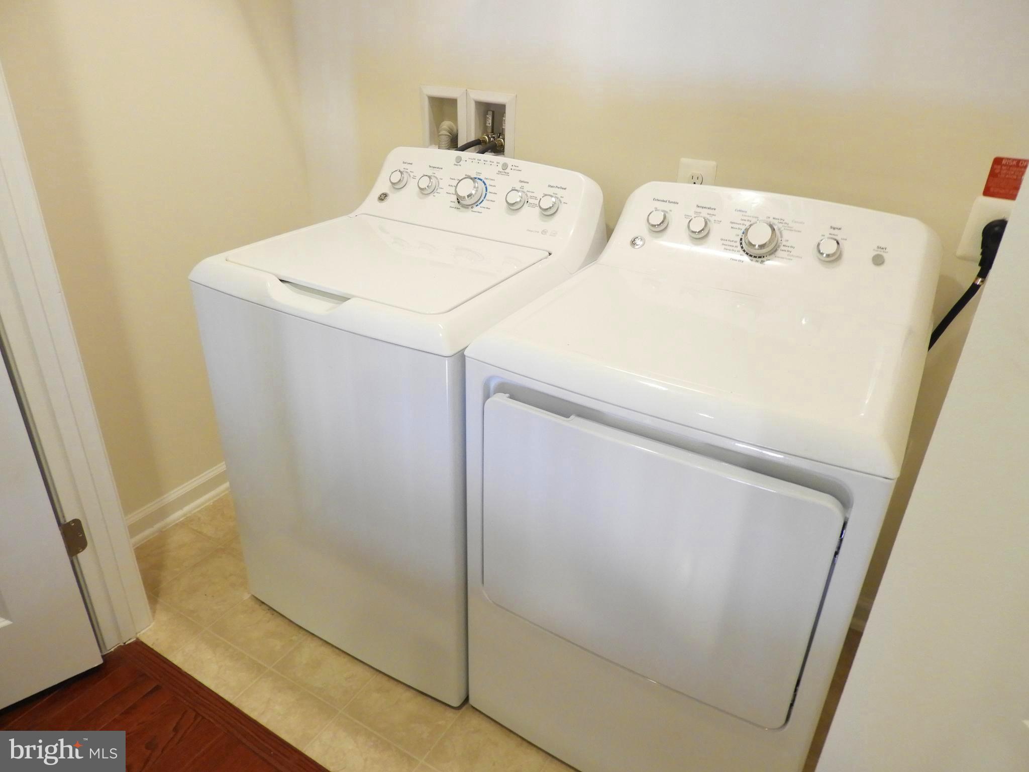 EASTVIEW AT STONE RIDGE - Residential Lease