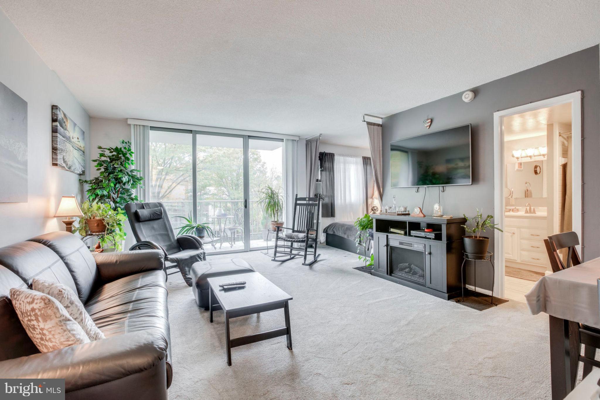 HUNTING CREEK CLUB - Residential Lease