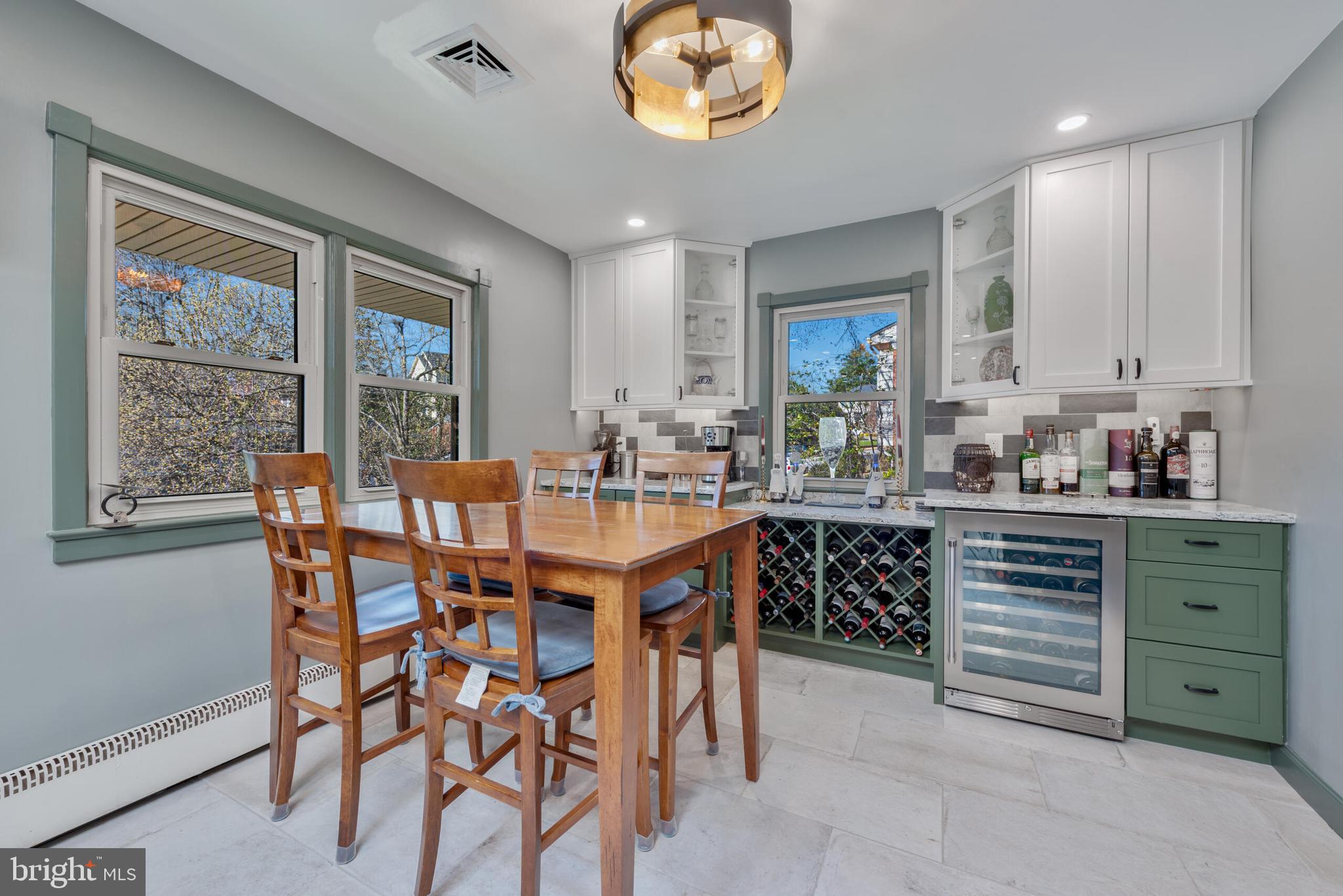 RIVERCREST - Residential