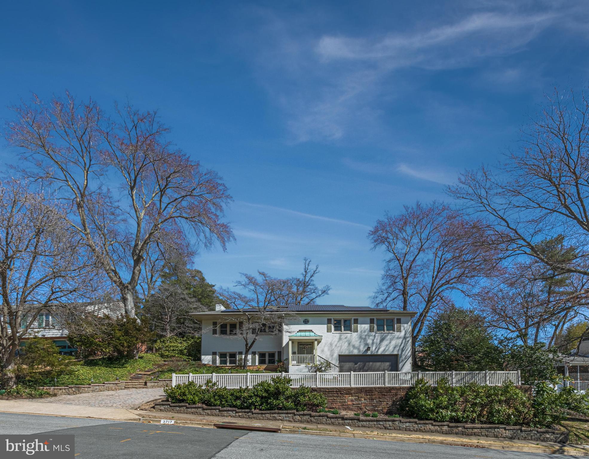 RIVERCREST - Residential