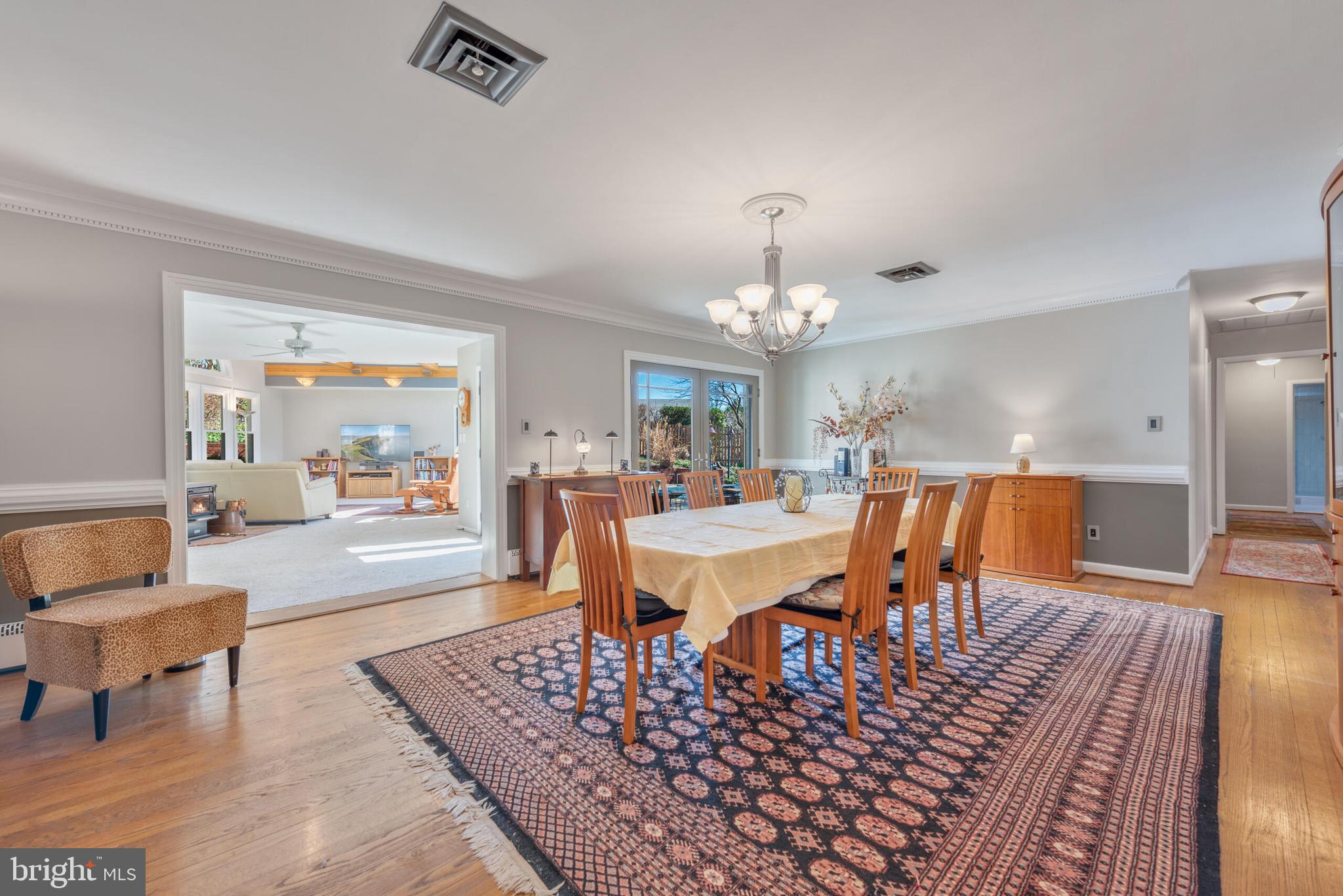 RIVERCREST - Residential