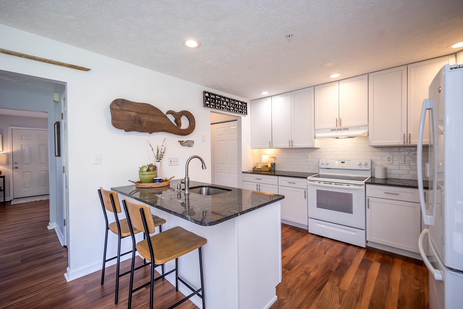 MEADOWS AT BAR KESS - Residential