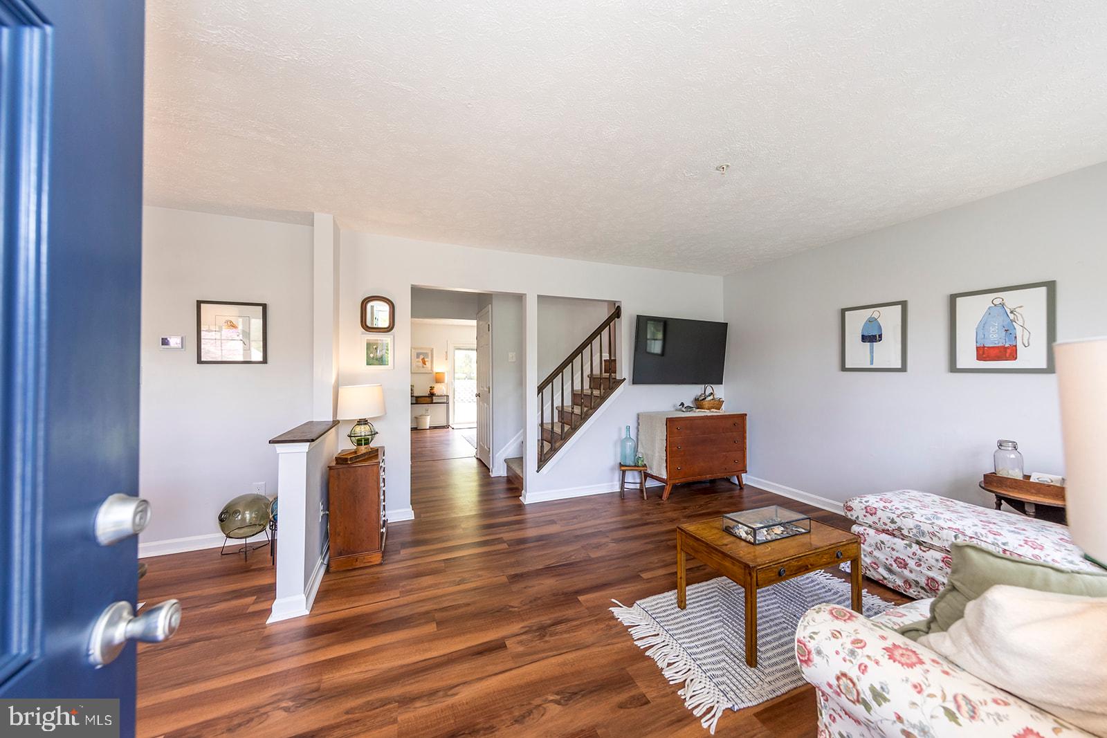 MEADOWS AT BAR KESS - Residential