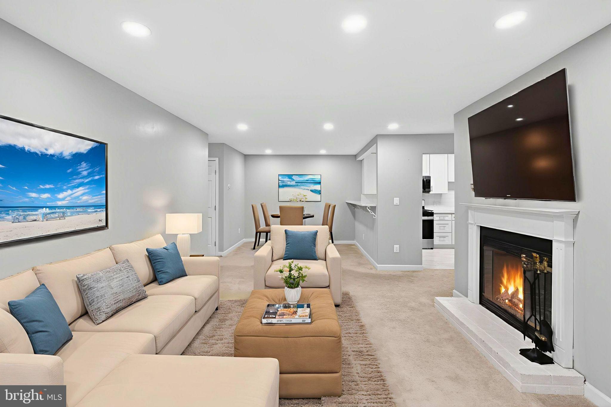 THE OAKTON - Residential