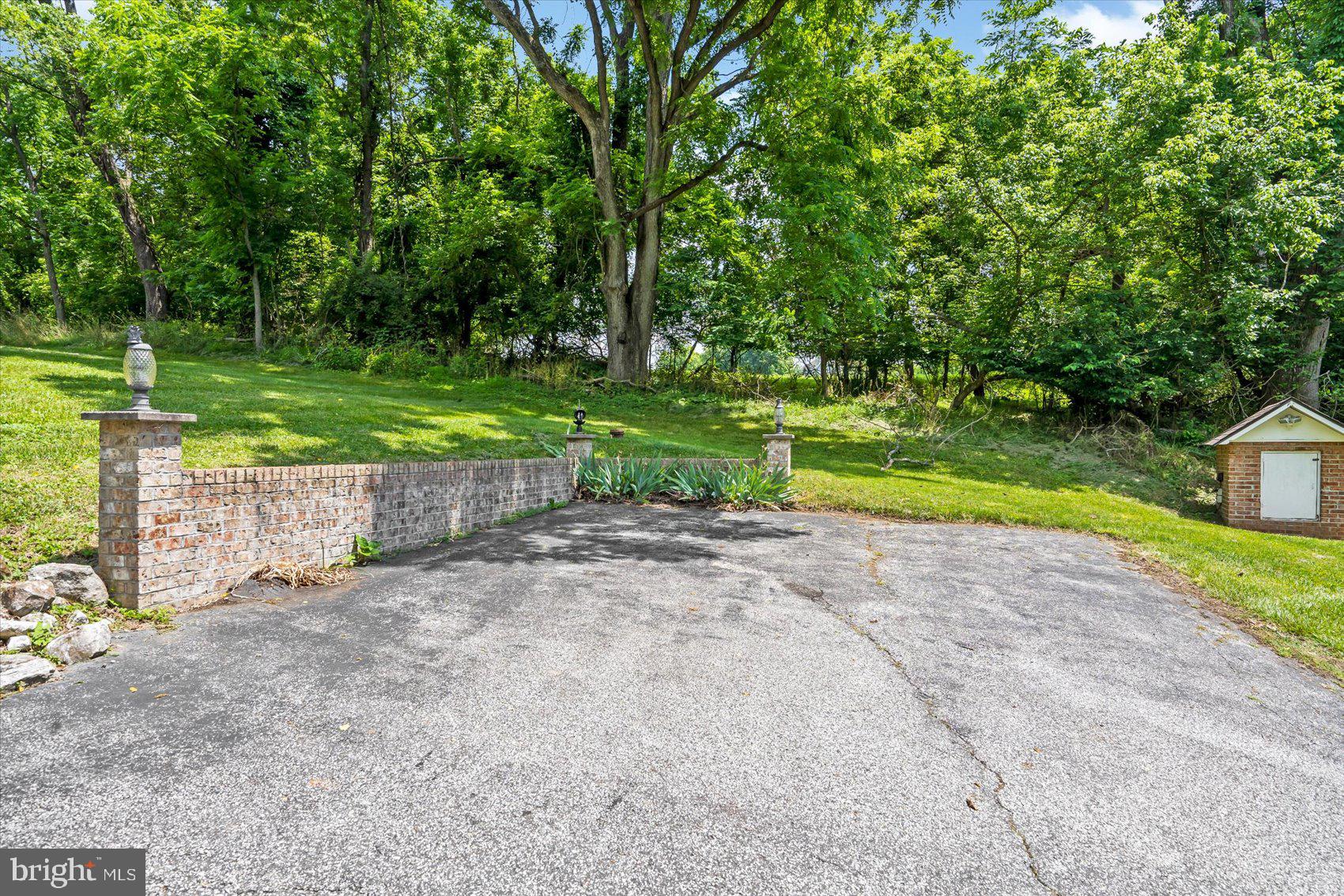 HUNT VALLEY - Residential