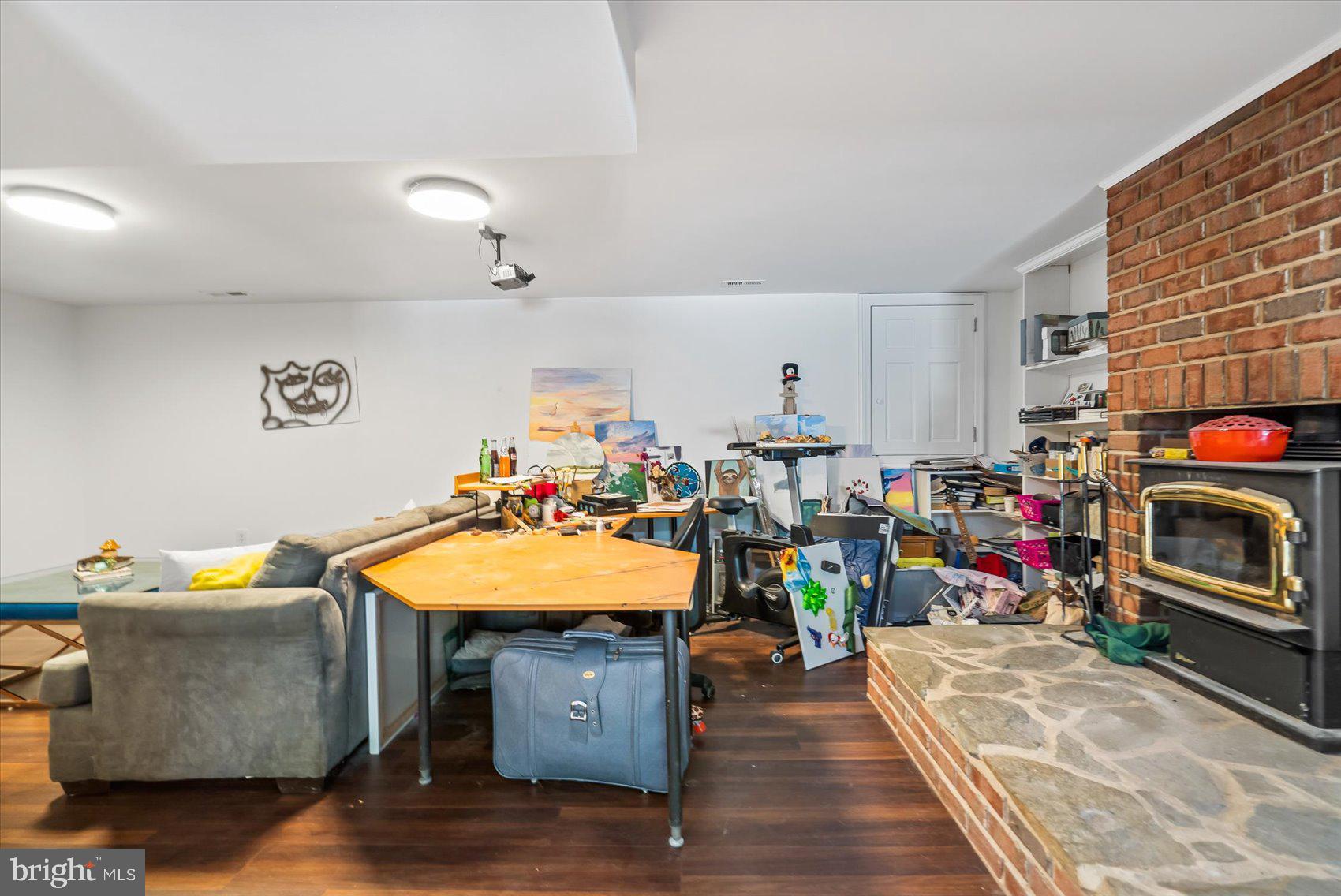 HUNT VALLEY - Residential