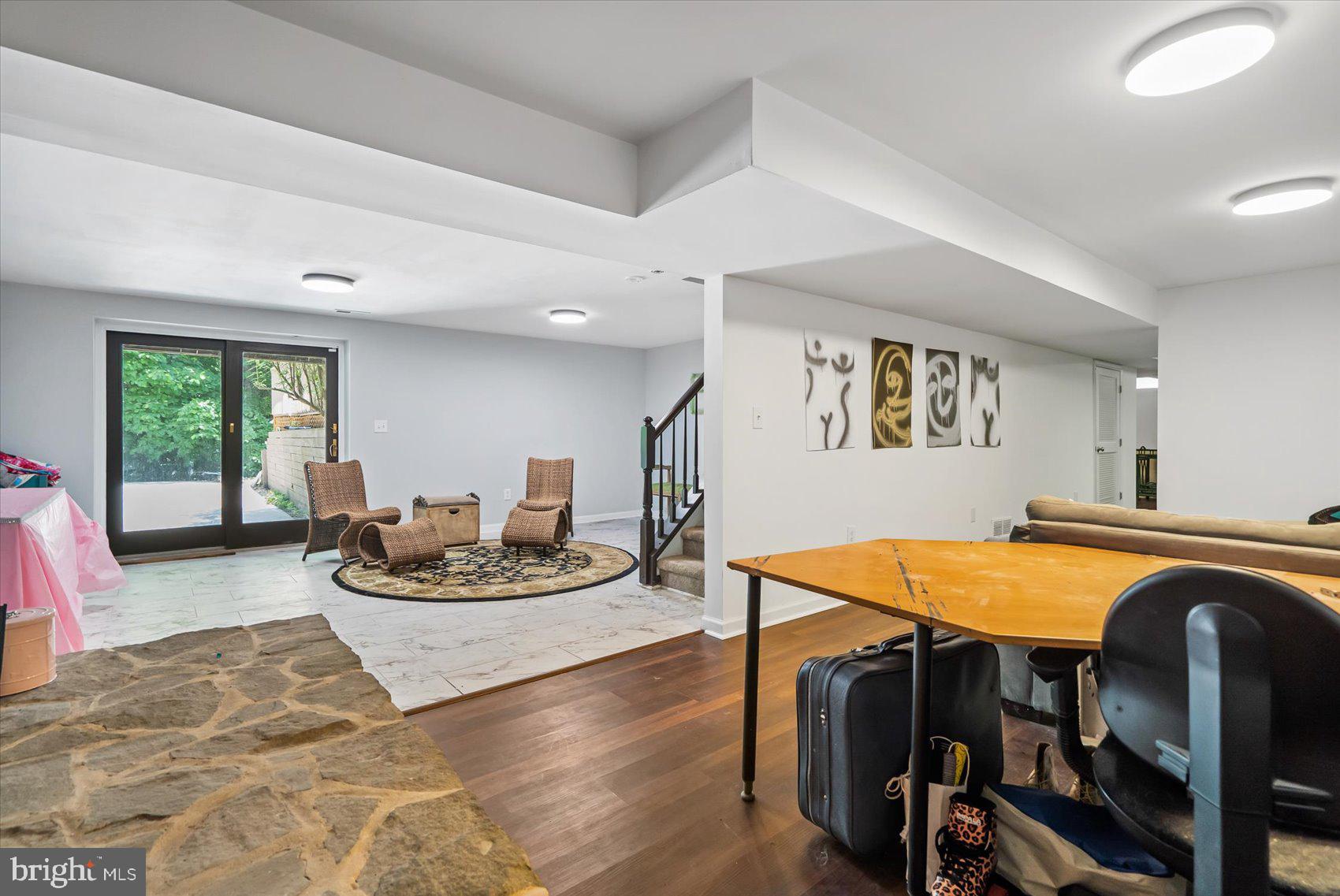 HUNT VALLEY - Residential