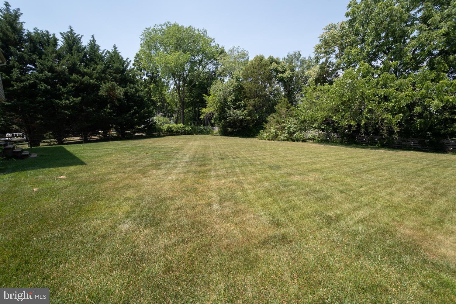 WINDSOR KNOLLS - Residential