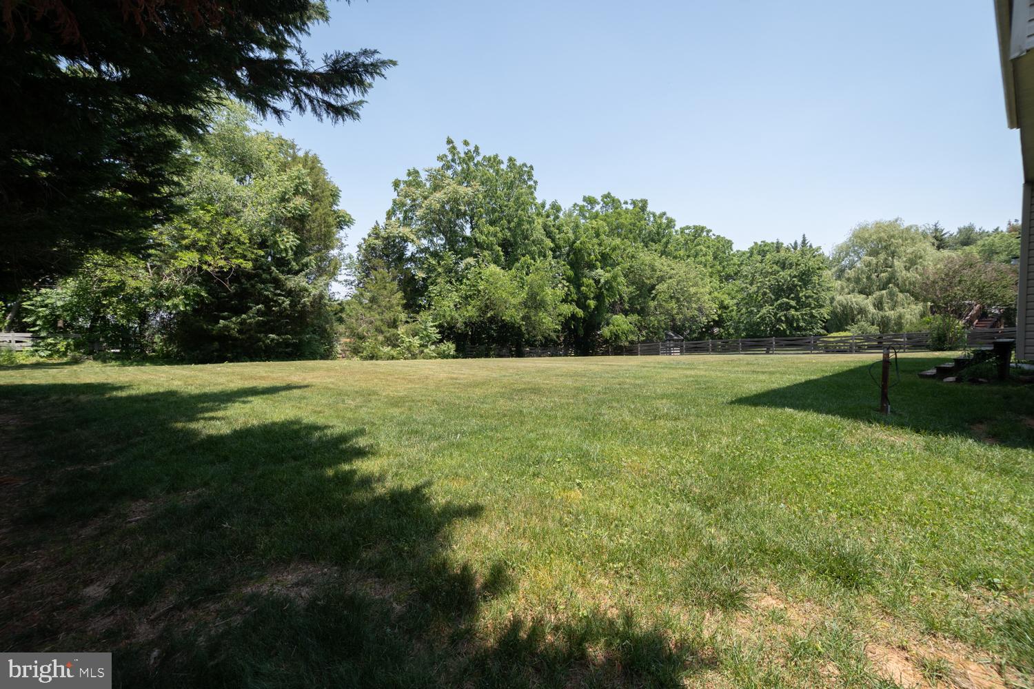 WINDSOR KNOLLS - Residential