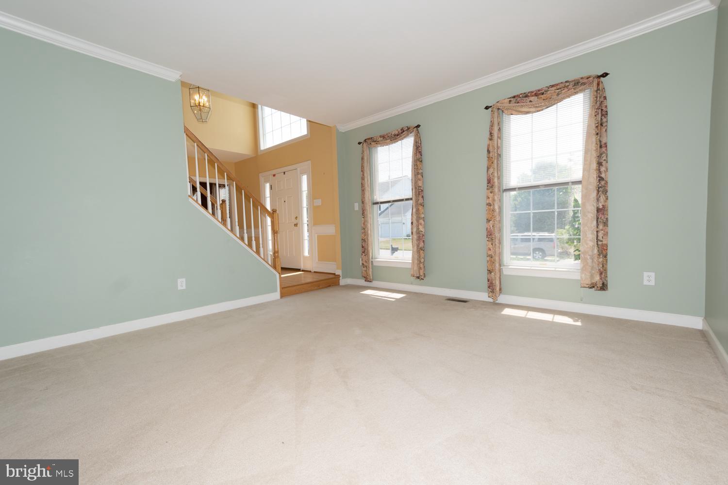 WINDSOR KNOLLS - Residential