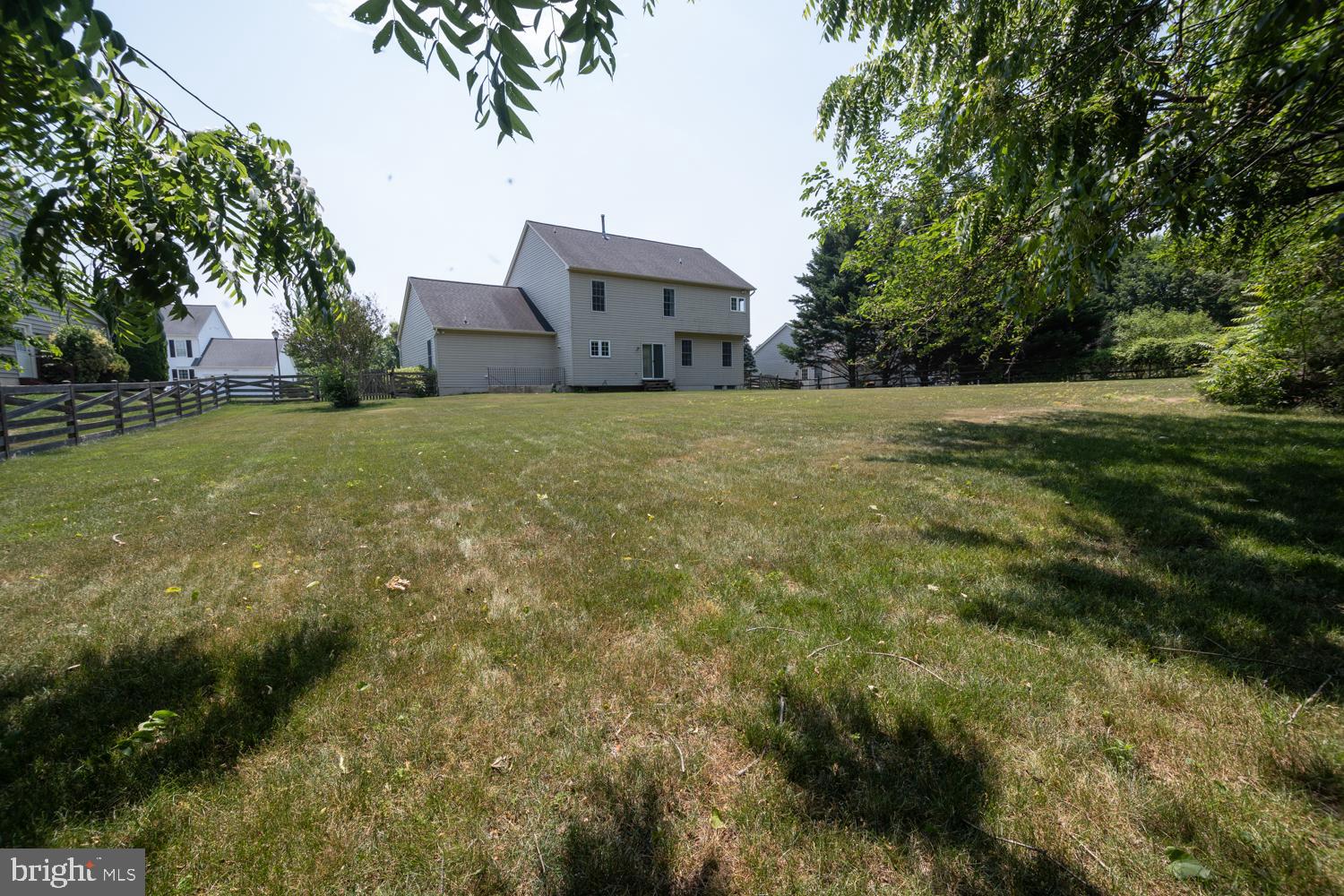 WINDSOR KNOLLS - Residential