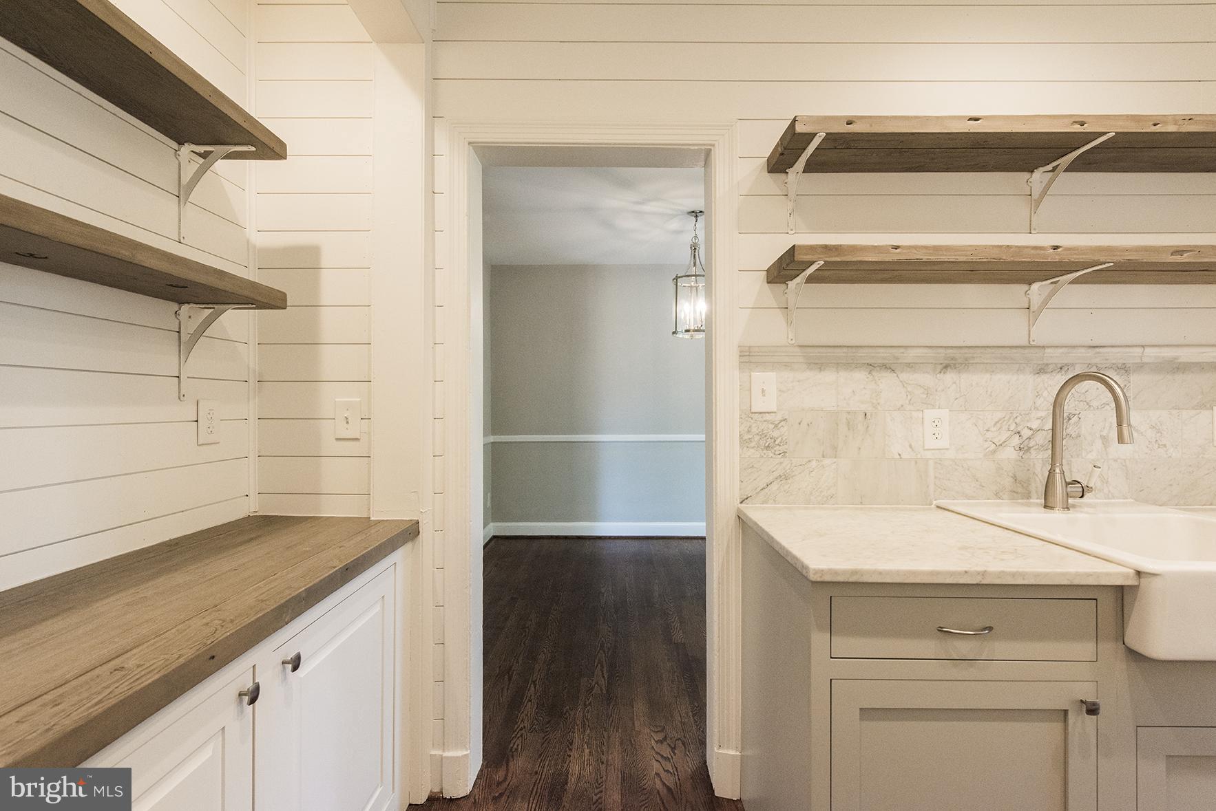 ROSEMONT - Residential Lease