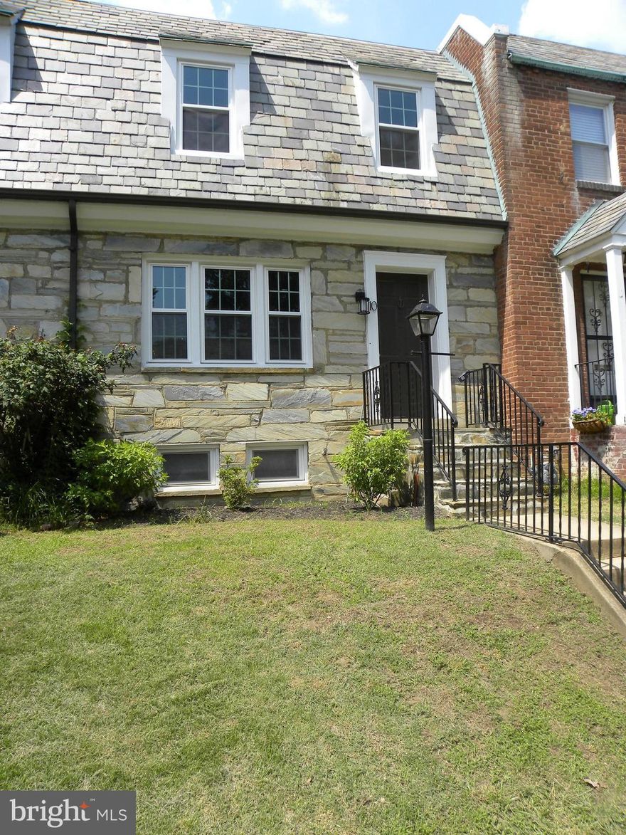 Two short blocks to King Street Metro. Three fully finished levels.  Two full baths.  ONLY TWO INCOMES TO QUALIFY! NO PETS AND NO SMOKERS PLEASE!  OWNER IS LICENSED REALTOR!  Breakfast Room just off kitchen. Finished walk-out lower level works great as home office/playroom space.  Fully remodeled kitchen and baths. Marble kitchen counters, light gray cabinets. Really cool appliances. Open shelving. Beautiful wood floors. Double pane windows. Contemporary lower level with bath and door to the back yard. Deck off sunroom/breakfast room with stairs to fenced yard and patio. Available immediately.