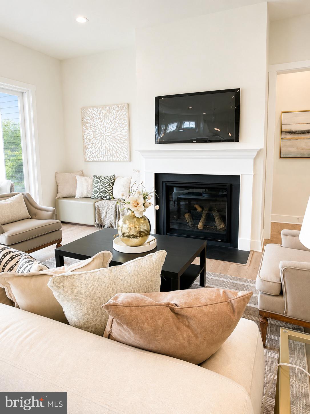 124 BRIDGE VALLEY ROAD 26