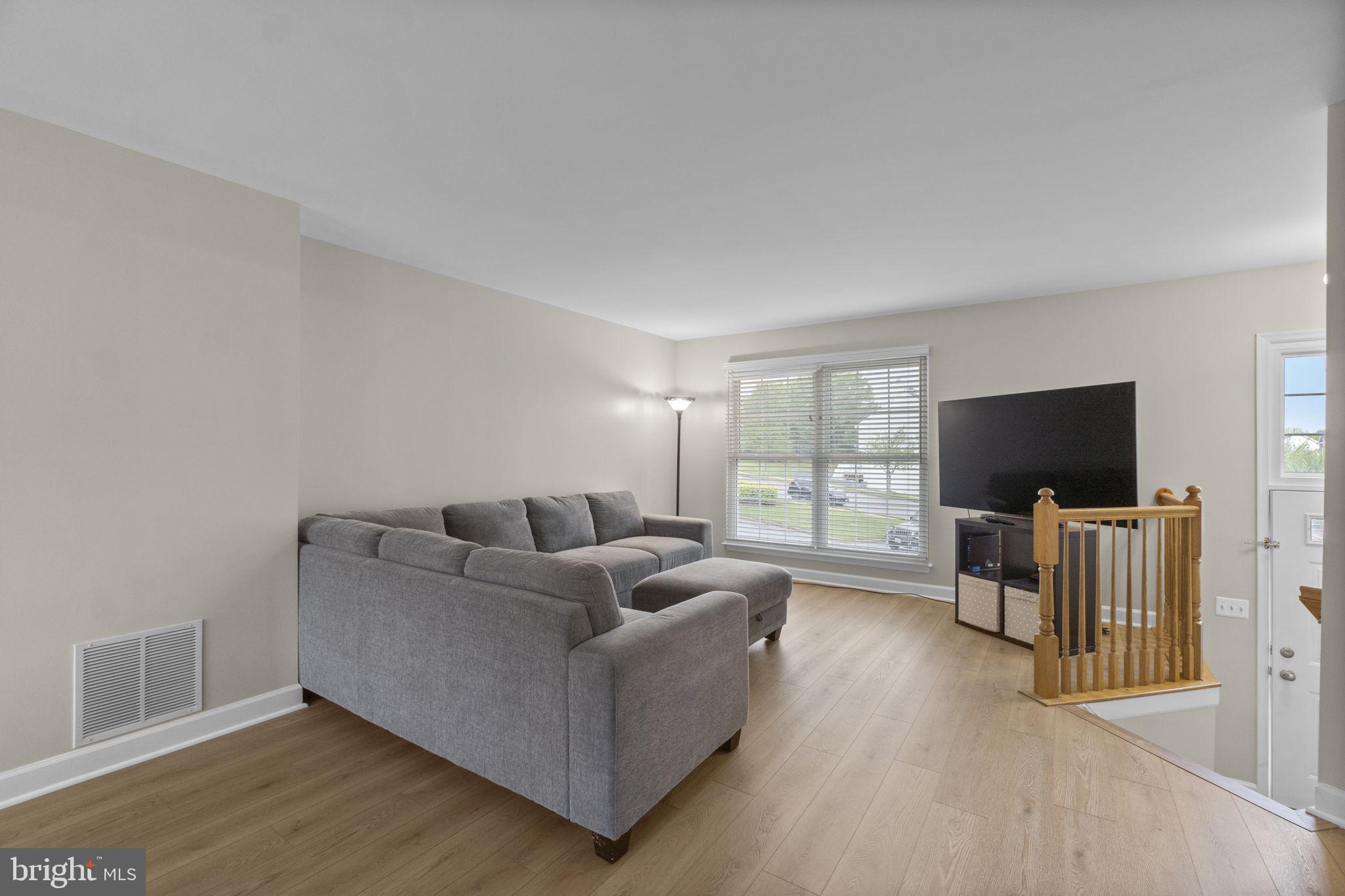 SPRING RIDGE - Residential