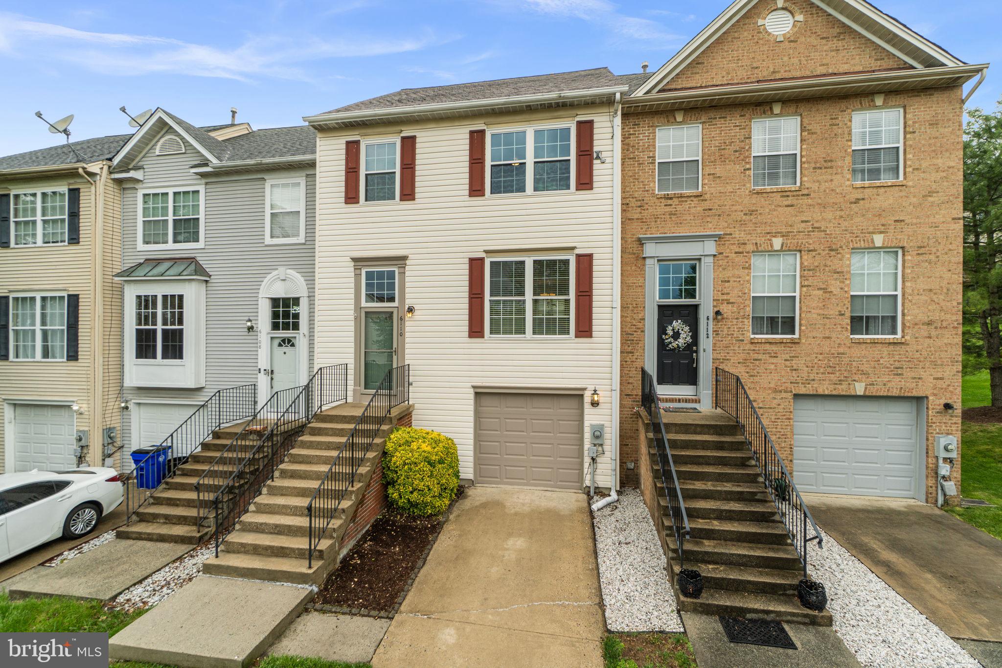 SPRING RIDGE - Residential