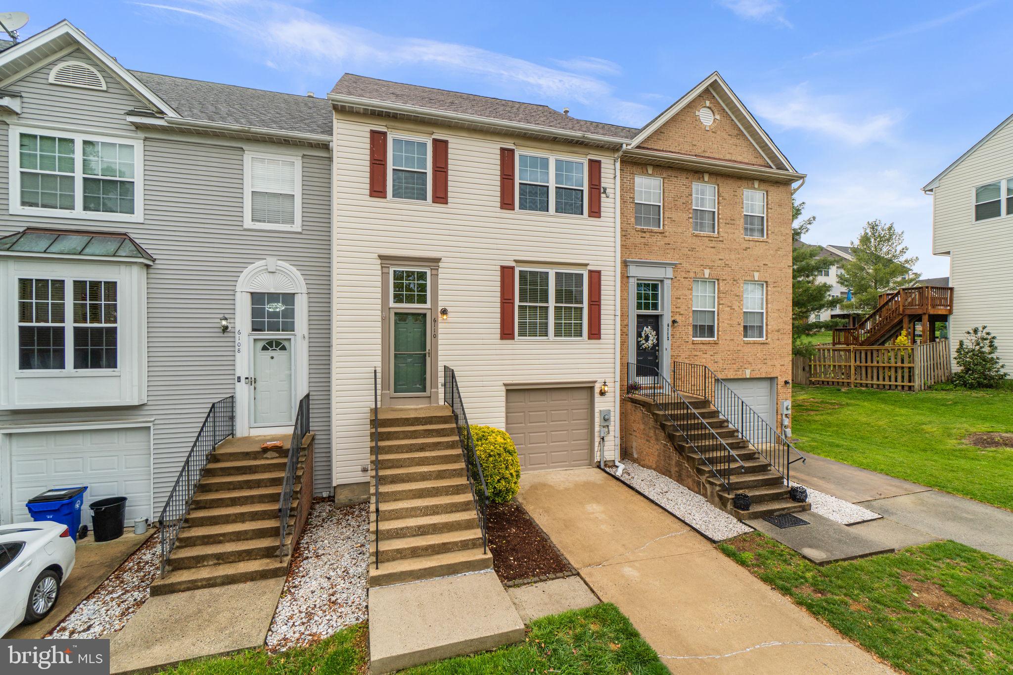 SPRING RIDGE - Residential