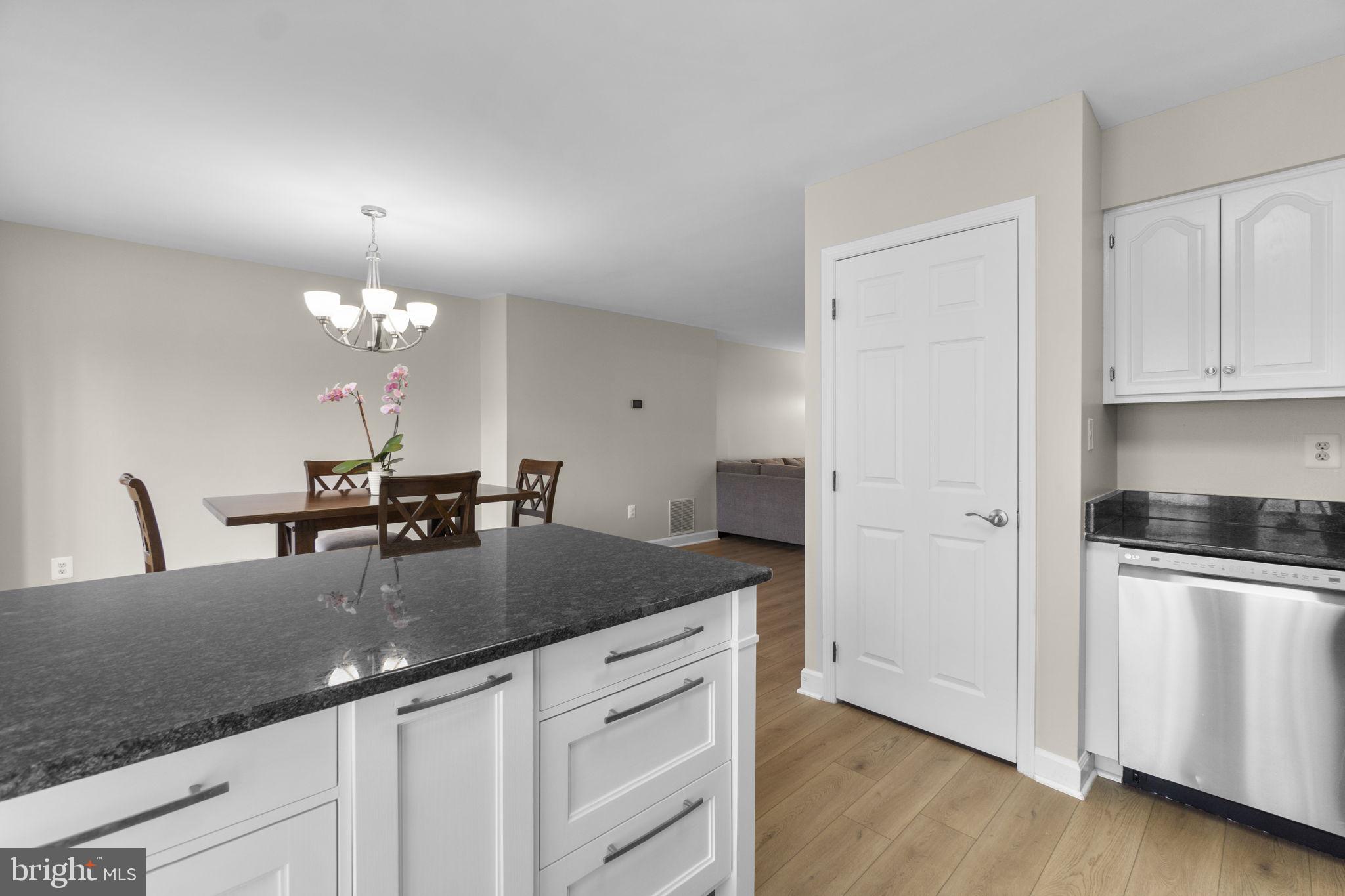 SPRING RIDGE - Residential