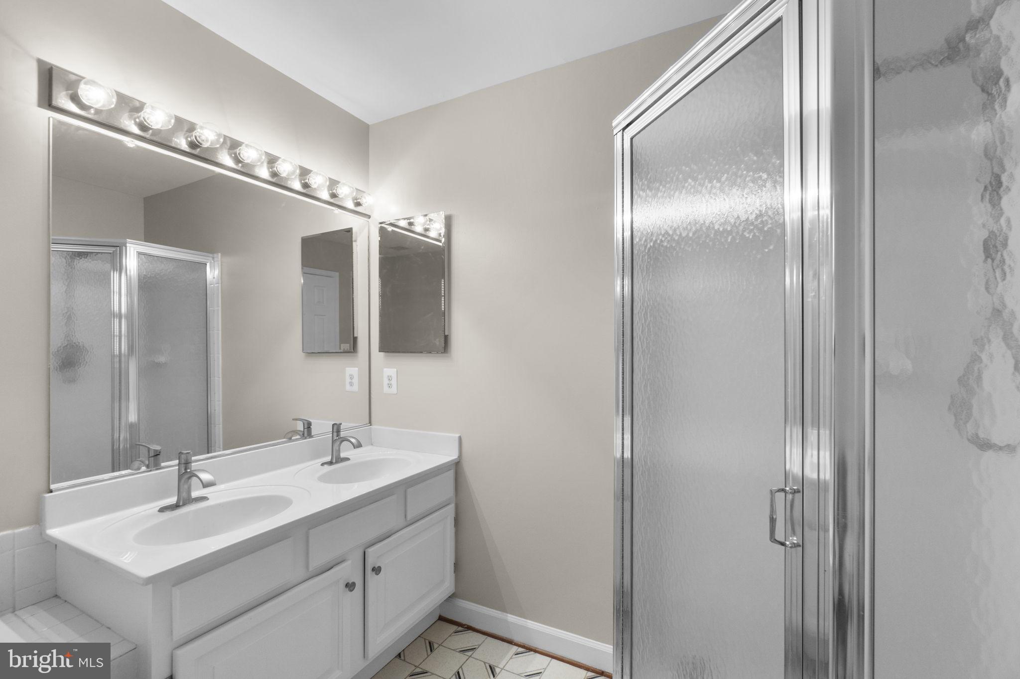 SPRING RIDGE - Residential