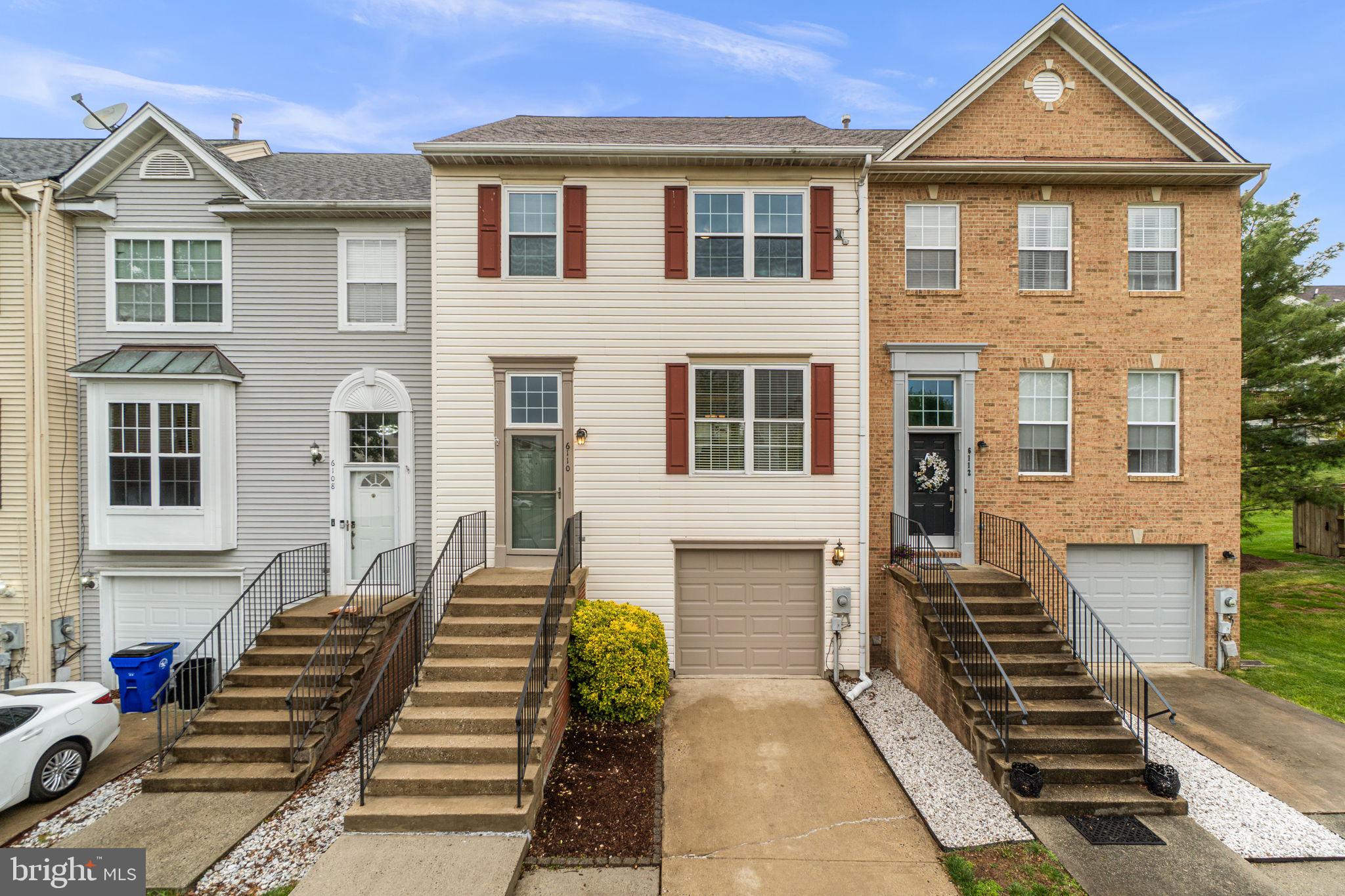 SPRING RIDGE - Residential