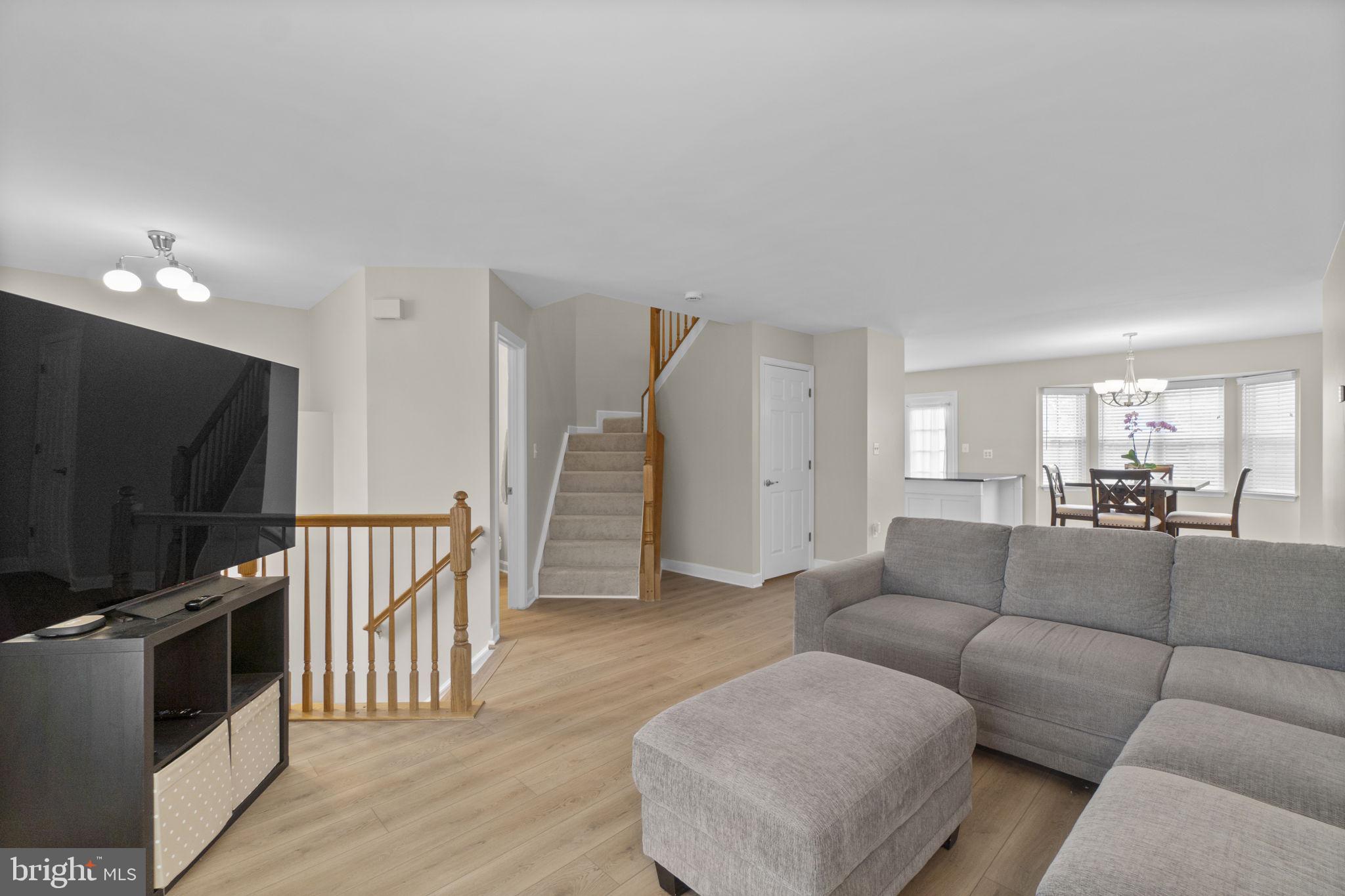 SPRING RIDGE - Residential