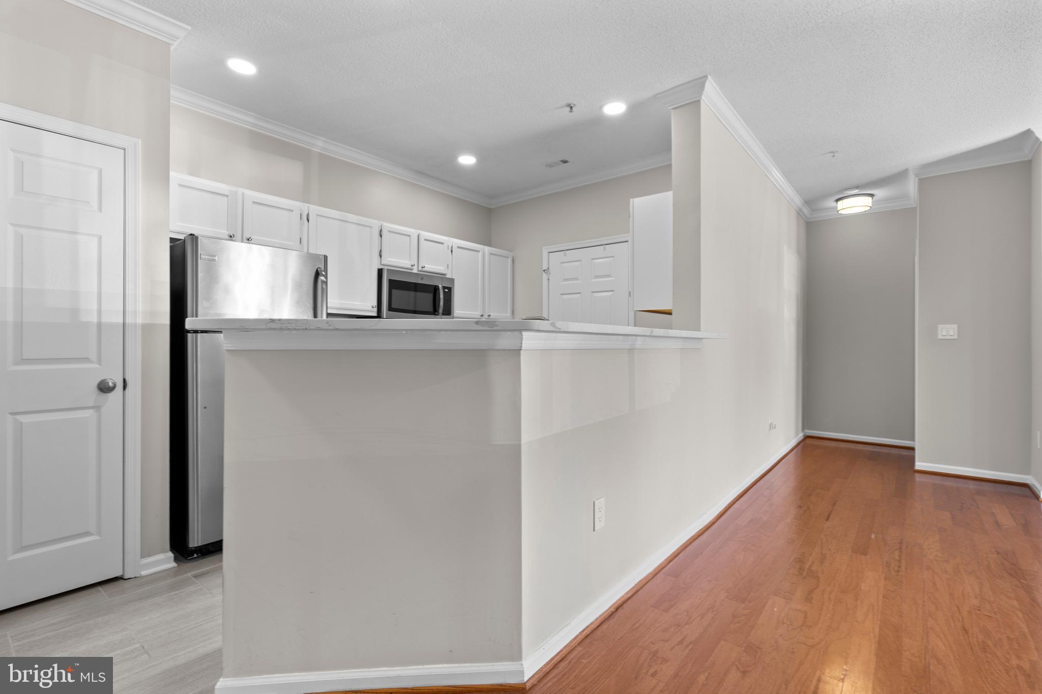 1701 LAKE SHORE CREST DRIVE 11
