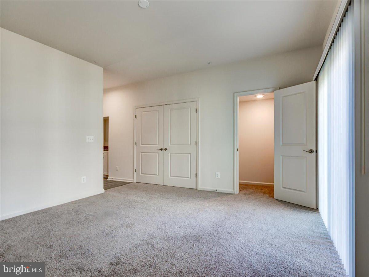 DEEP HARBOUR - Residential