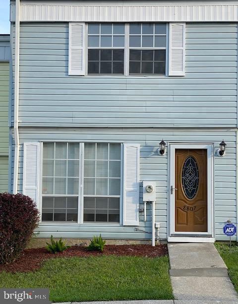 FRANKLIN SQUARE - Residential Lease