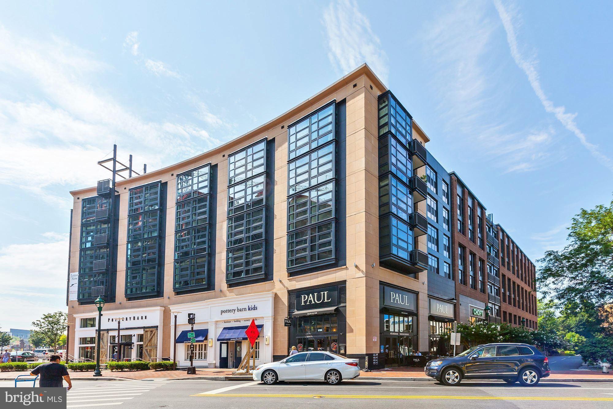 WHITEHALL - Residential