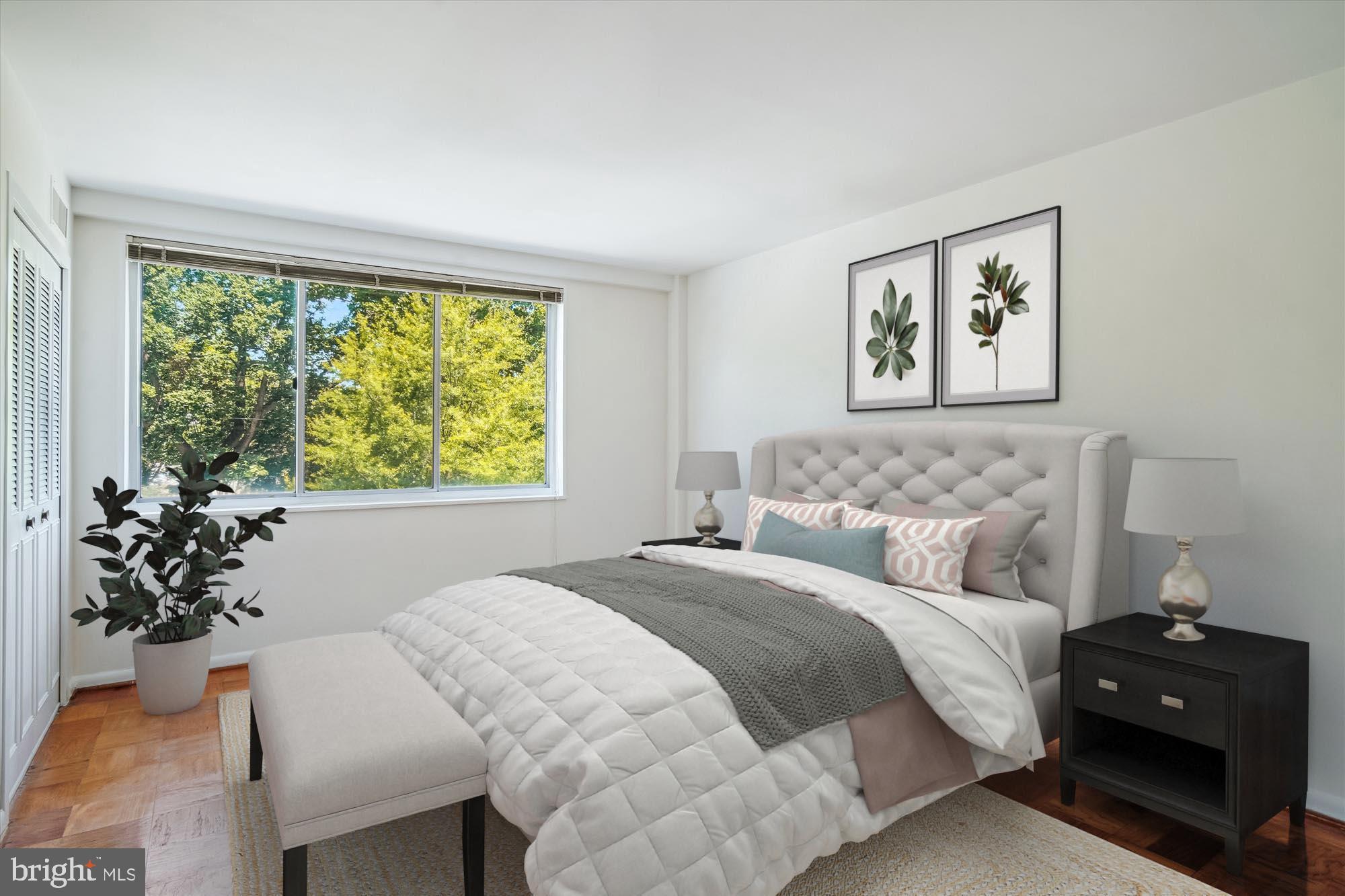 WHITEHALL - Residential