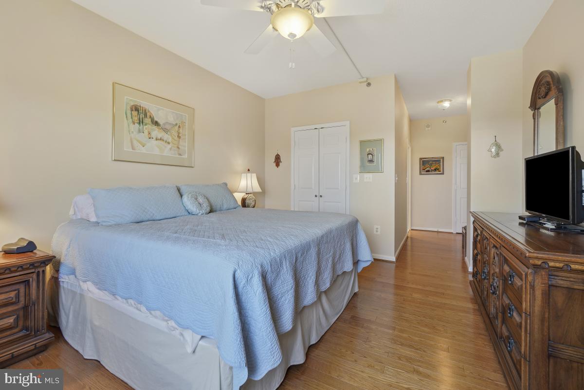 OVERLOOK AT LEISURE WORLD - Residential