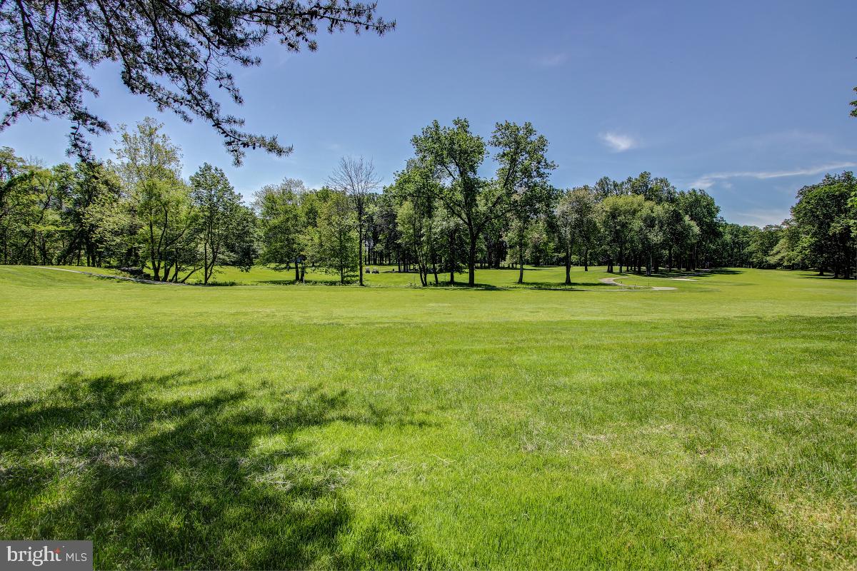 OVERLOOK AT LEISURE WORLD - Residential