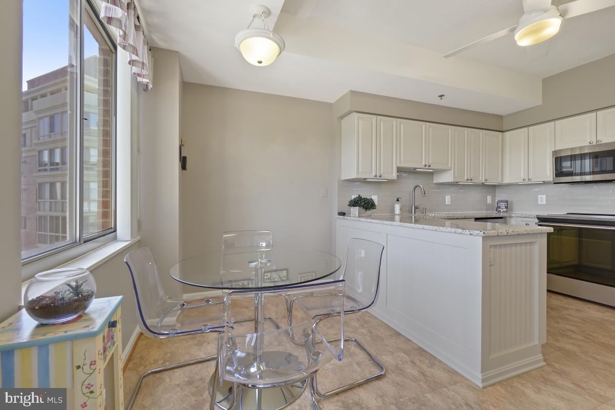 OVERLOOK AT LEISURE WORLD - Residential