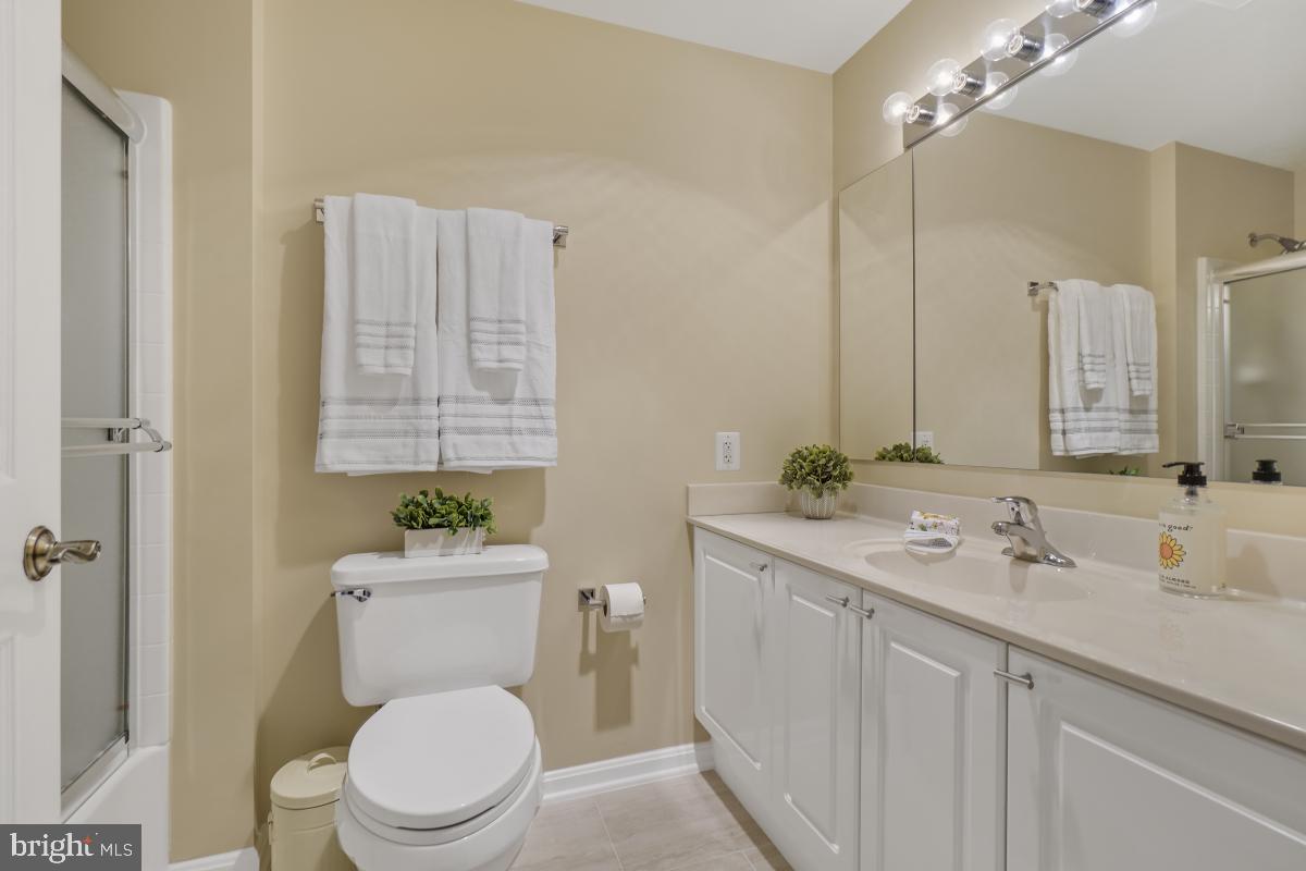 OVERLOOK AT LEISURE WORLD - Residential