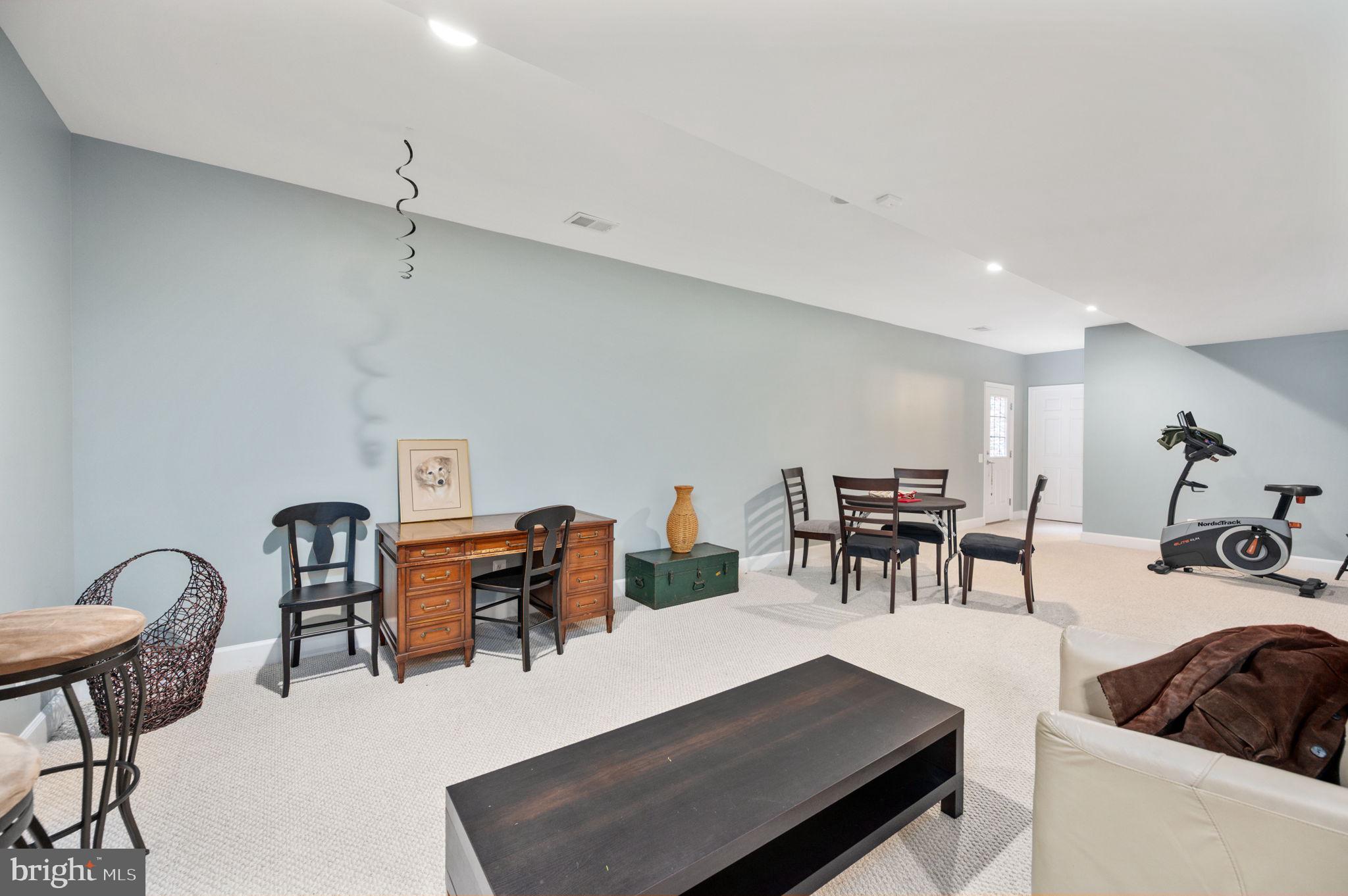 MAYFIELD TRACE - Residential