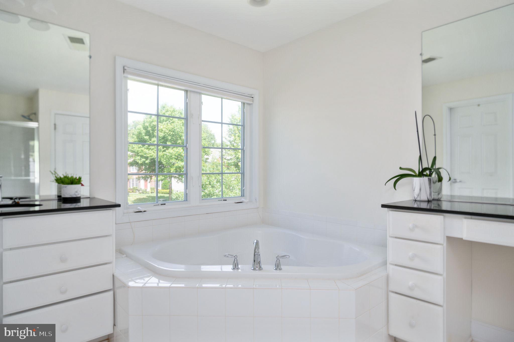 MAYFIELD TRACE - Residential