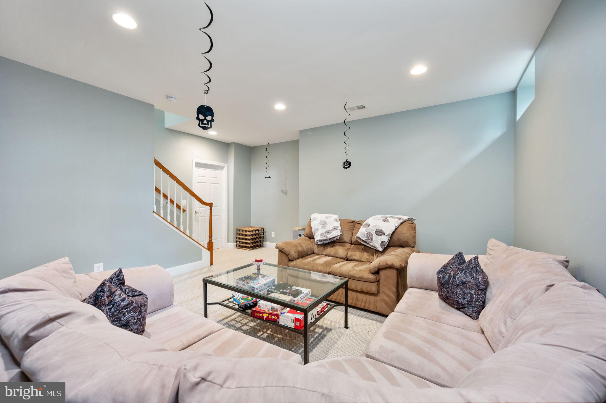 MAYFIELD TRACE - Residential