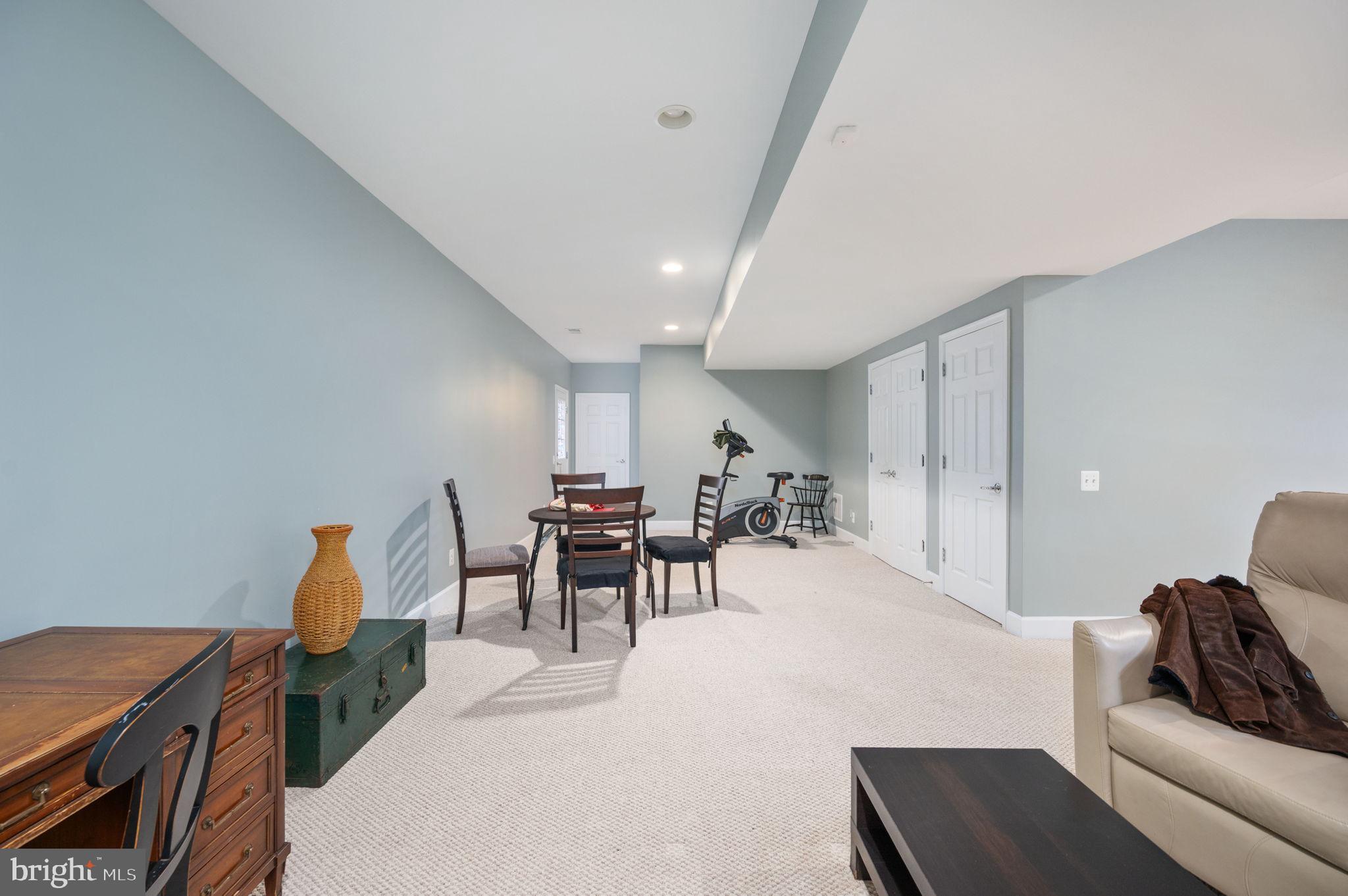 MAYFIELD TRACE - Residential