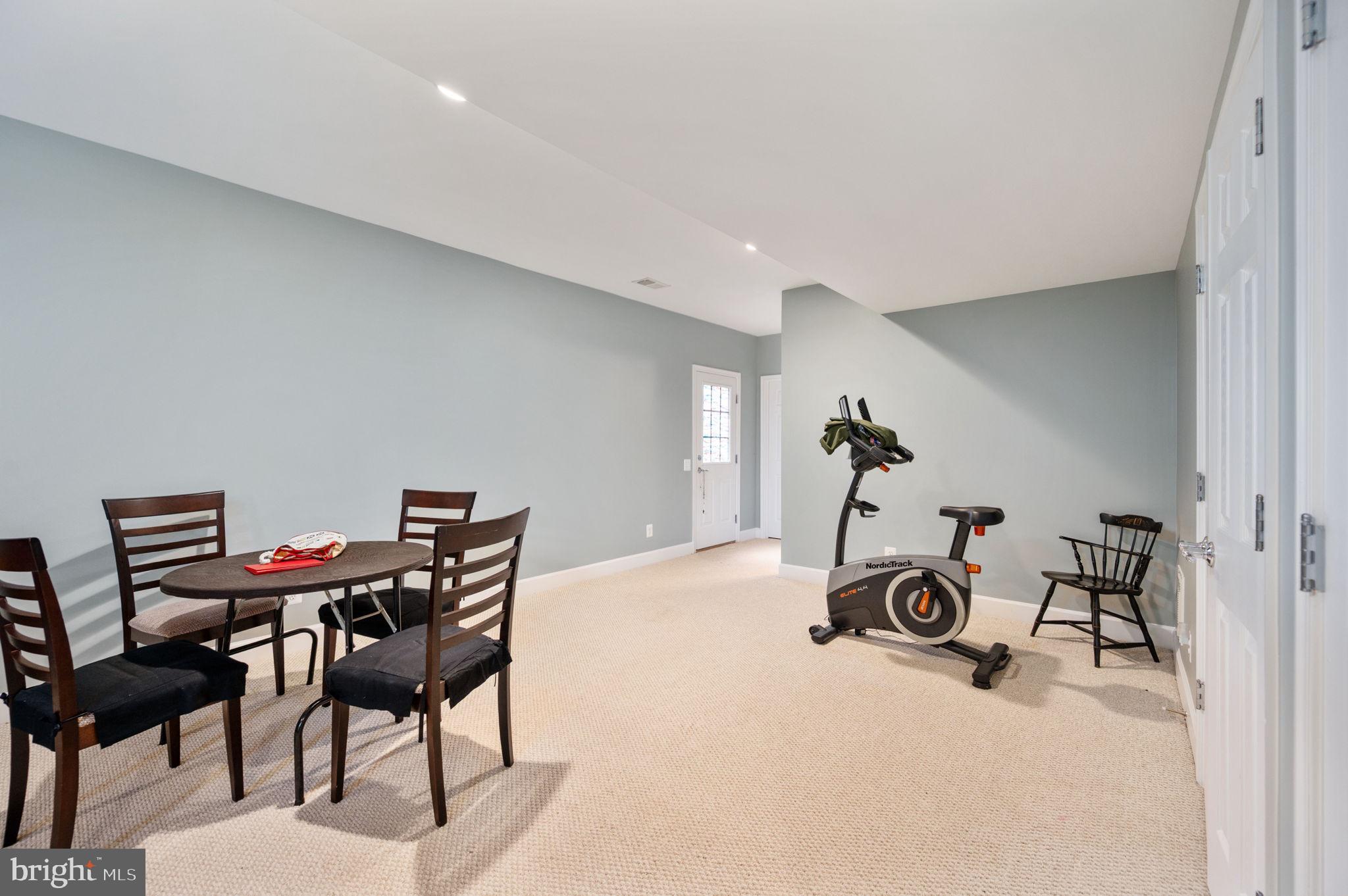 MAYFIELD TRACE - Residential