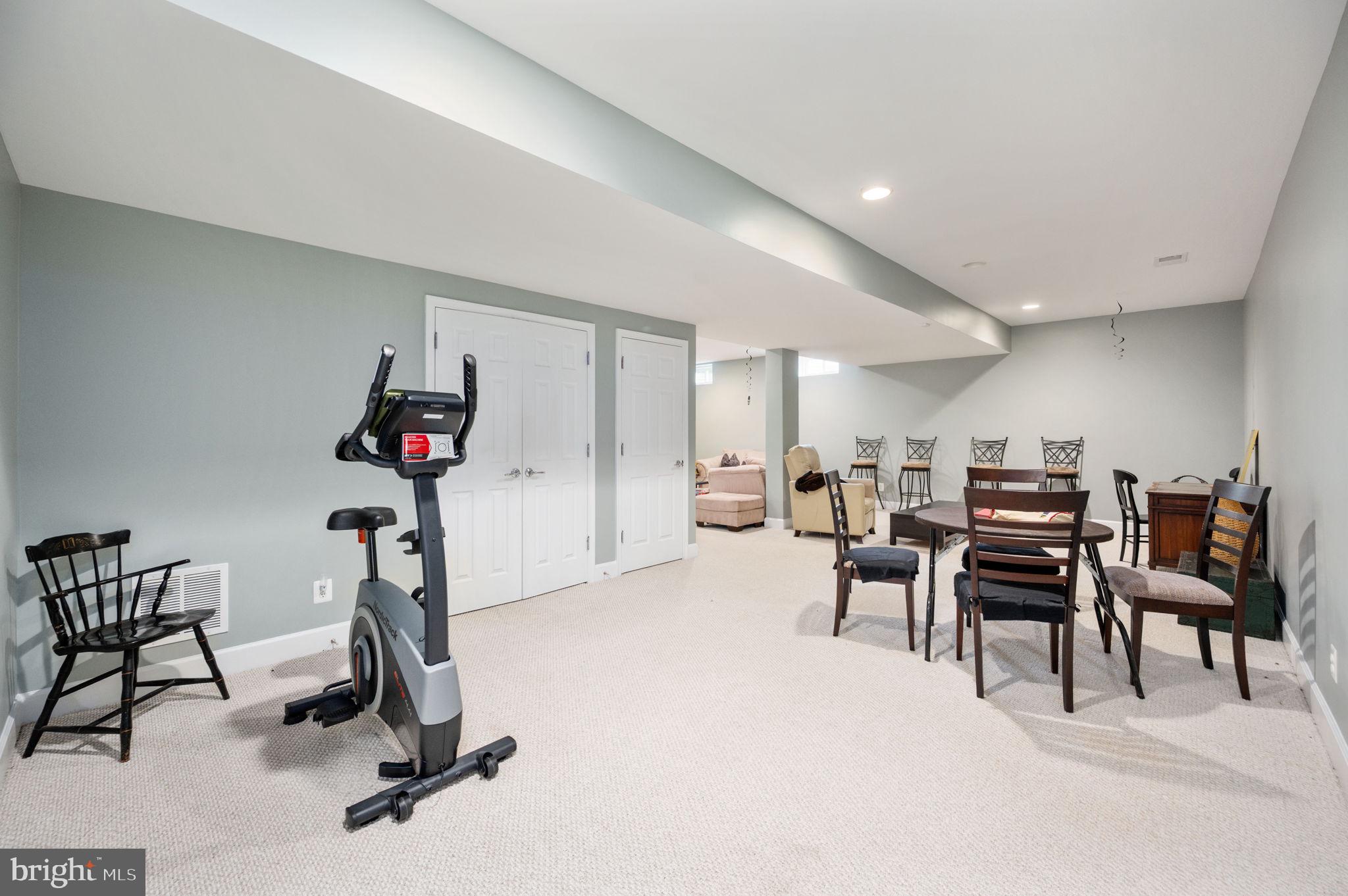 MAYFIELD TRACE - Residential