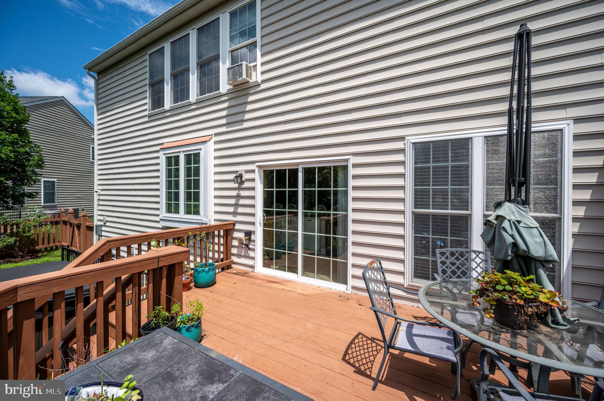 MAYFIELD TRACE - Residential