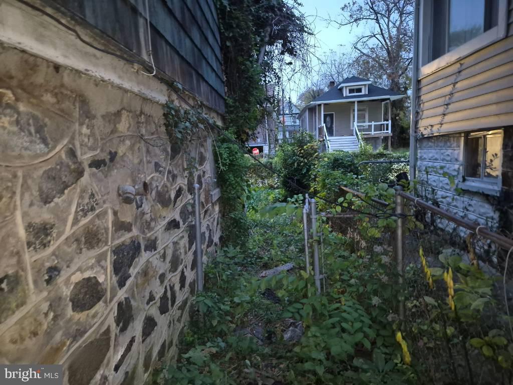 ARLINGTON - Residential