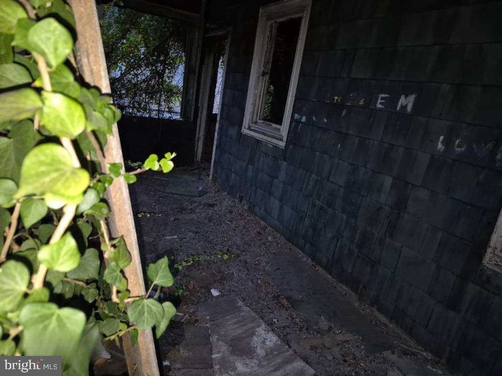 ARLINGTON - Residential