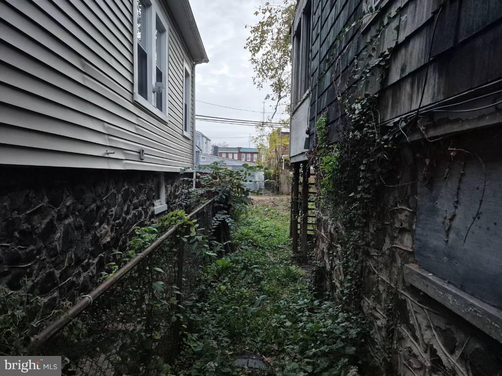 ARLINGTON - Residential