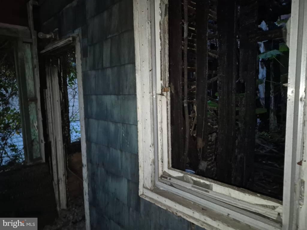 ARLINGTON - Residential