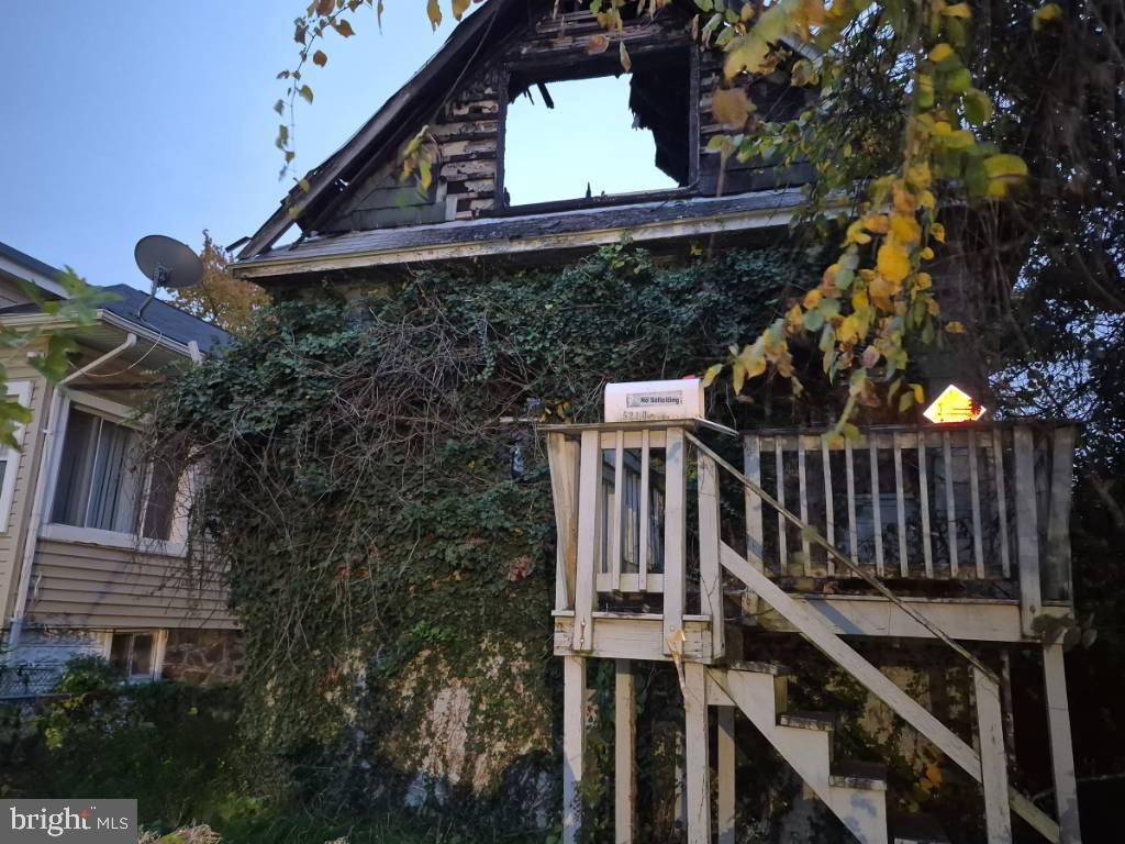 ARLINGTON - Residential