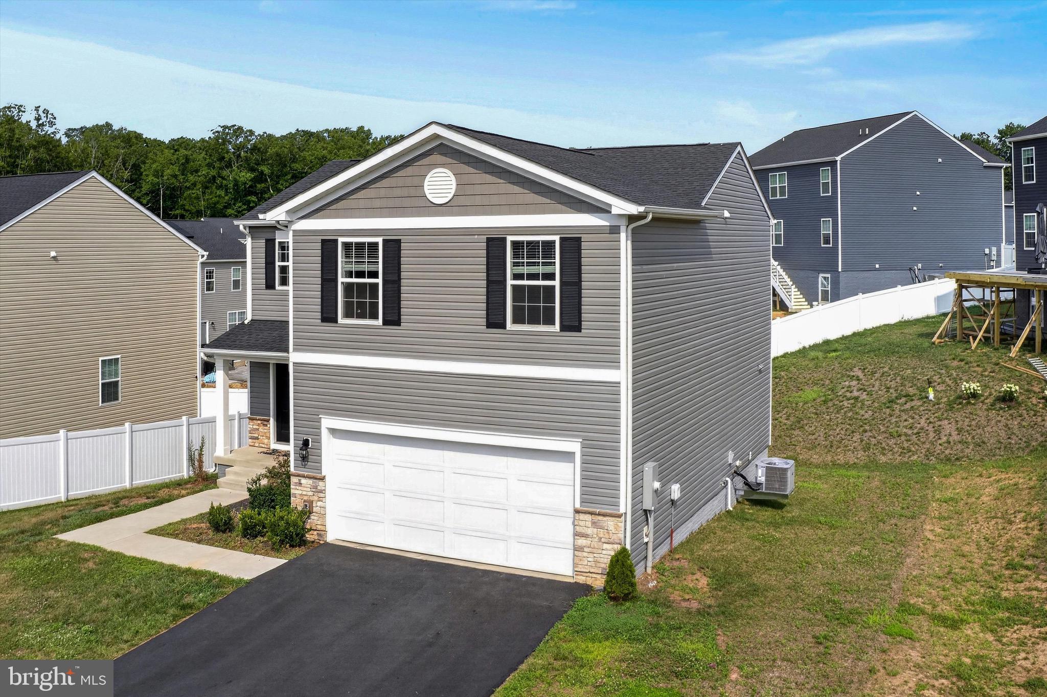 3155 WHITE TAIL DRIVE