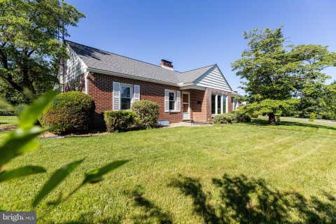 Homes For Sale - 5 Orchard Circle Cir<br/> GREENCASTLE, PA 17225