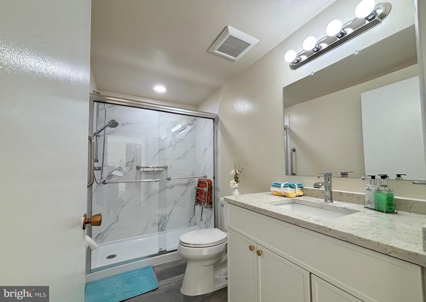 3301 S LEISURE WORLD BOULEVARD 99-2E