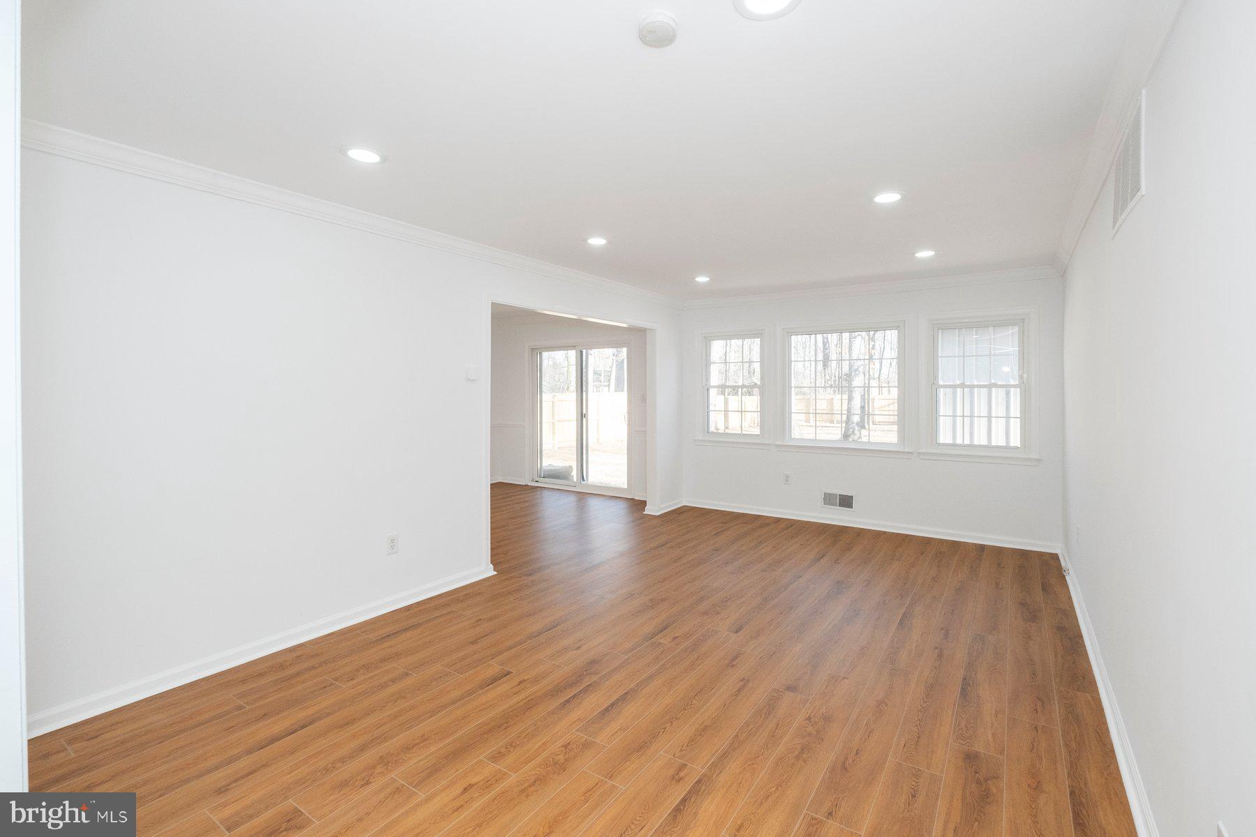 BRIGHTON EAST - Residential